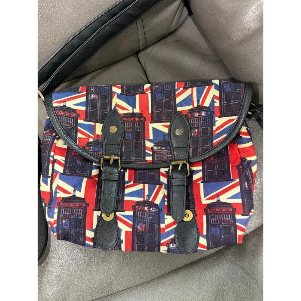 Doctor Who‎ Union Jack TARDIS Crossbody Bag and Starry Night Trucker Hat Bundle